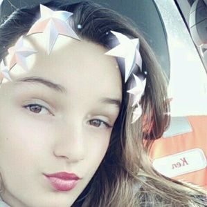 Meet your Posher, Bella